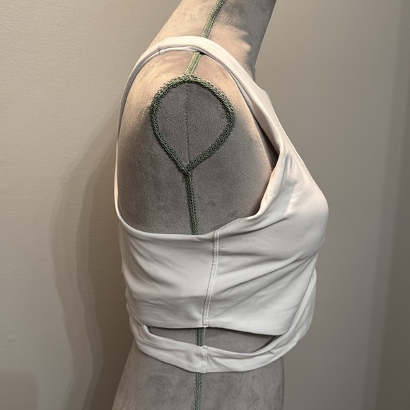 Athleta conscious white cut out crop tank D DD NWT L - Picture 9 of 11